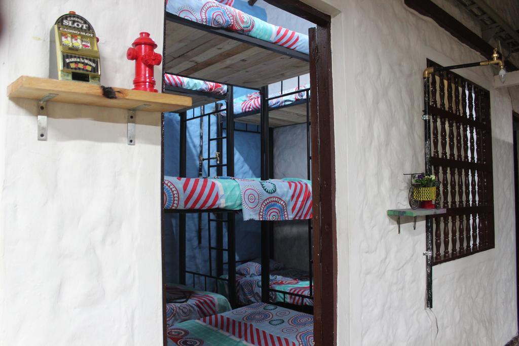 Mila Hostel Medellin Exterior photo